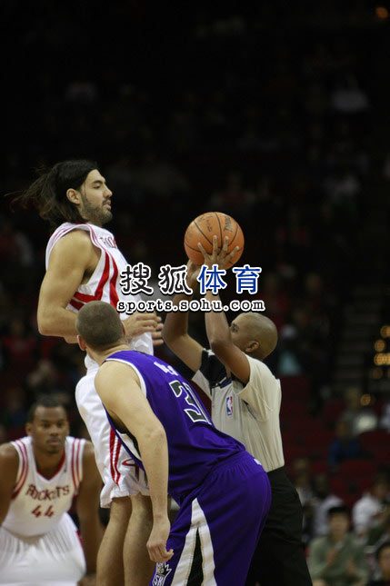 对于教练组